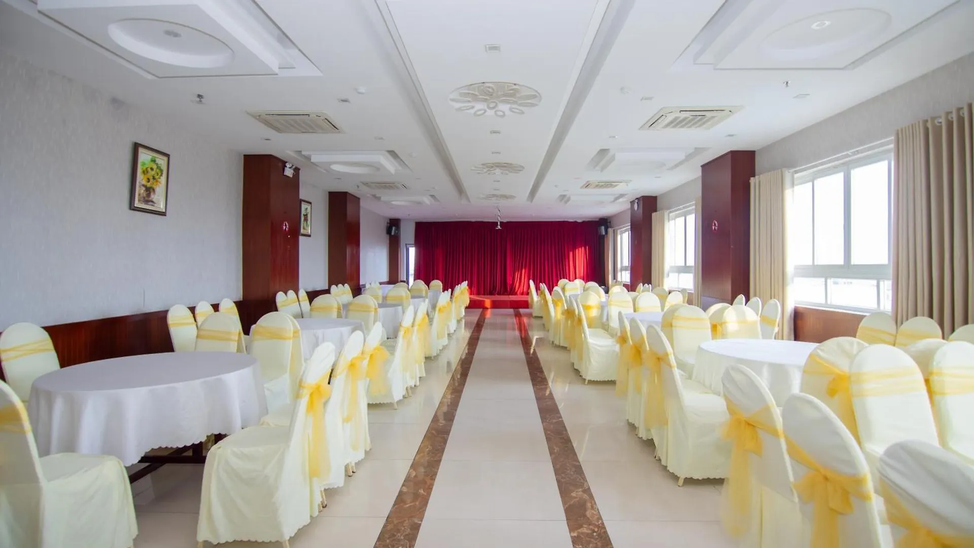 Quoc Cuong Center Da Nang Hotel By Haviland 3*,  Vietnam